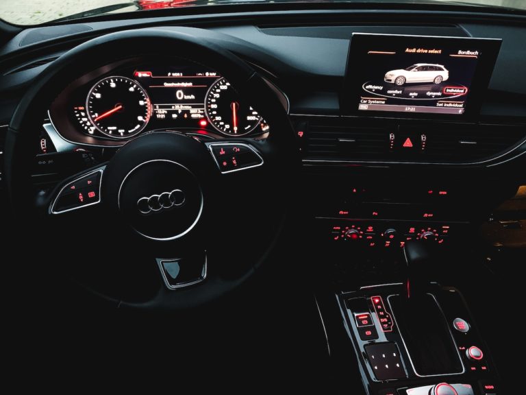 Audi e-tron GT - elegancki i wydajny samochód elektryczny