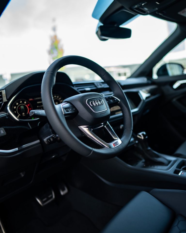 Audi S3 - wyjątkowe osiągi i nowoczesne technologie
